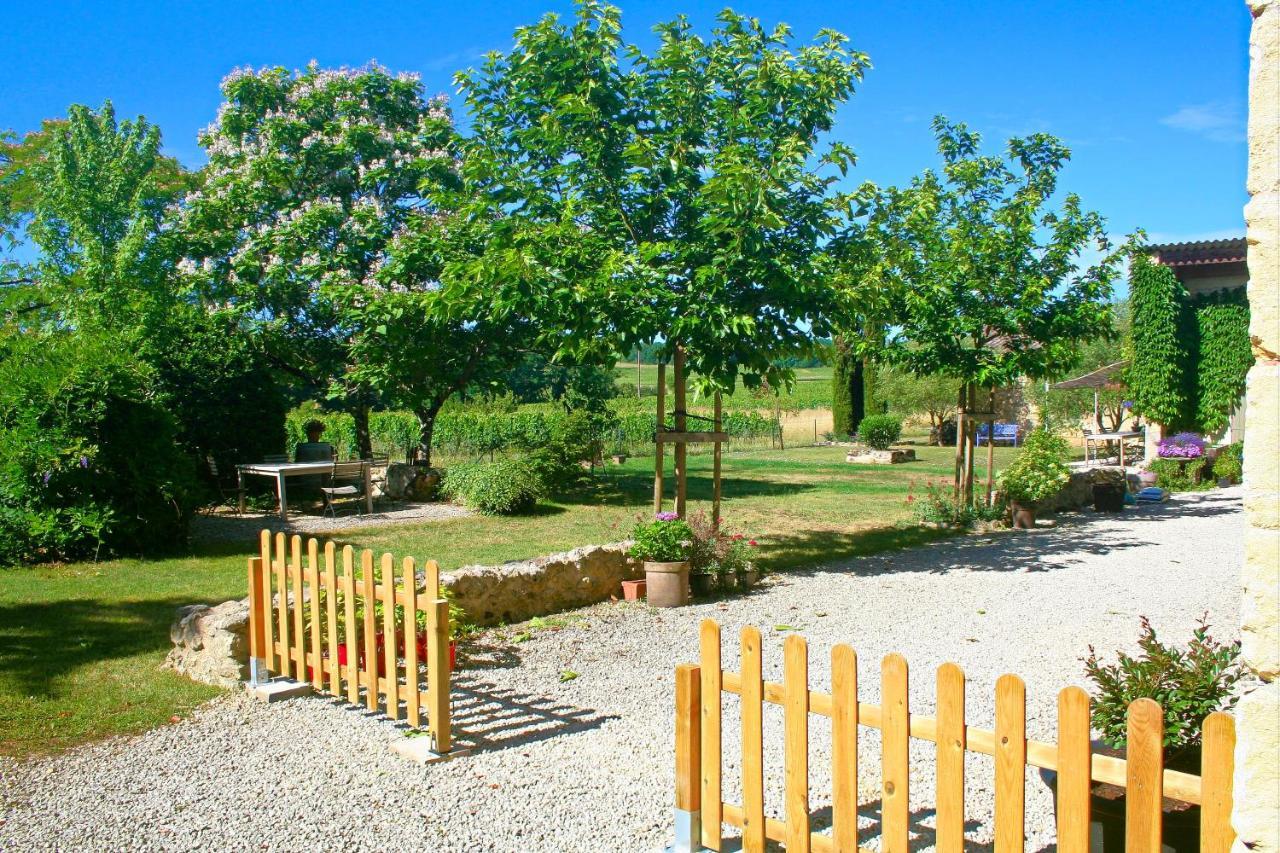 Bleu Raisin Bed and Breakfast Les Salles-de-Castillon Buitenkant foto