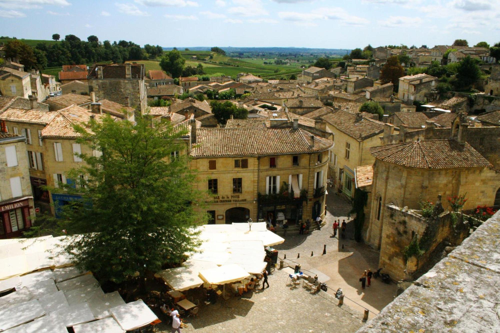 Bleu Raisin Bed and Breakfast Les Salles-de-Castillon Buitenkant foto